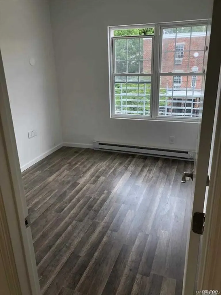 2043 Bathgate Avenue Bronx NY 10457