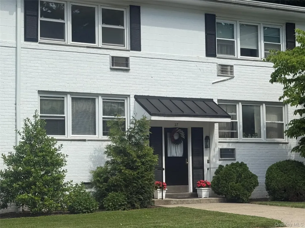 27 Avon Circle Port Chester NY 10573