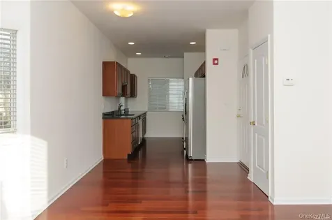330 Maple Avenue Westbury NY 11590