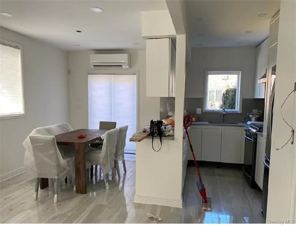 342 Bay 11th Street Brooklyn NY 11228