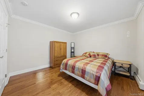 14 Jackson Place Massapequa NY 11758