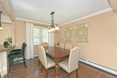 38 Maridon Lane Commack NY 11725