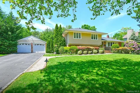 38 Maridon Lane Commack NY 11725