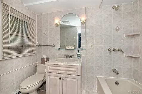 38 Maridon Lane Commack NY 11725