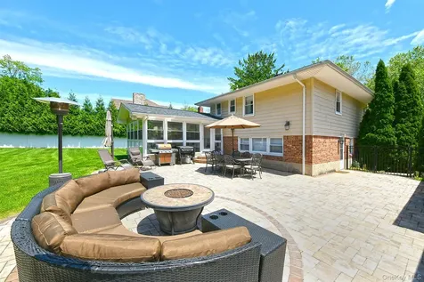 38 Maridon Lane Commack NY 11725