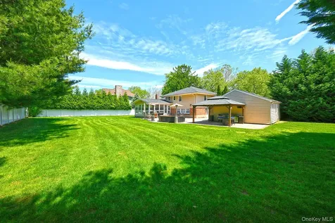 38 Maridon Lane Commack NY 11725