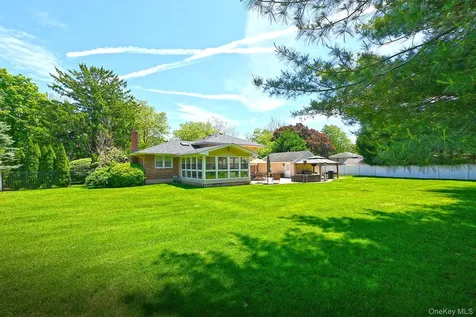 38 Maridon Lane Commack NY 11725