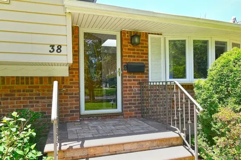 38 Maridon Lane Commack NY 11725