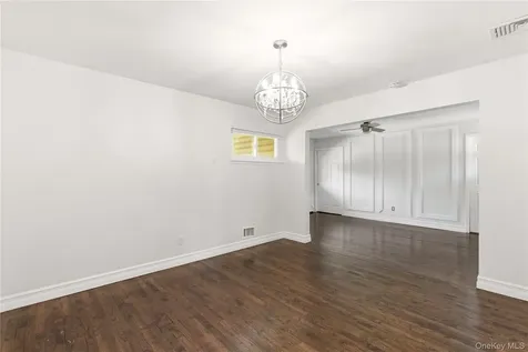 103 Wright Avenue Deer Park NY 11729