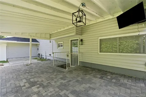 103 Wright Avenue Deer Park NY 11729