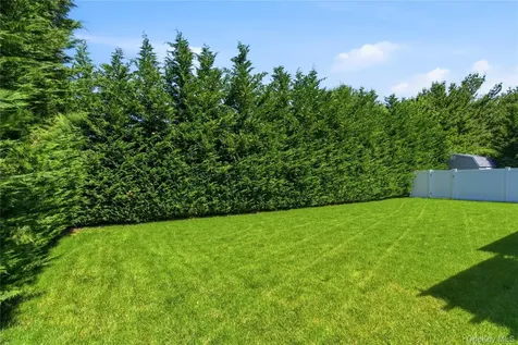 103 Wright Avenue Deer Park NY 11729