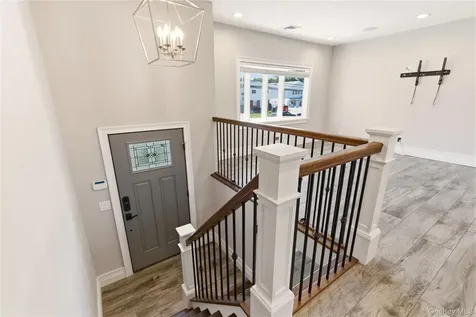 103 Wright Avenue Deer Park NY 11729