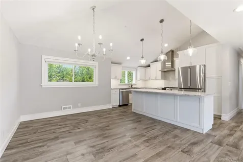 103 Wright Avenue Deer Park NY 11729