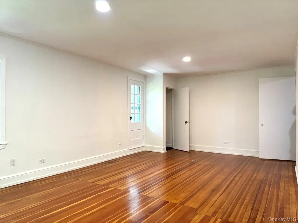 560 Taxter Road Elmsford NY 10523