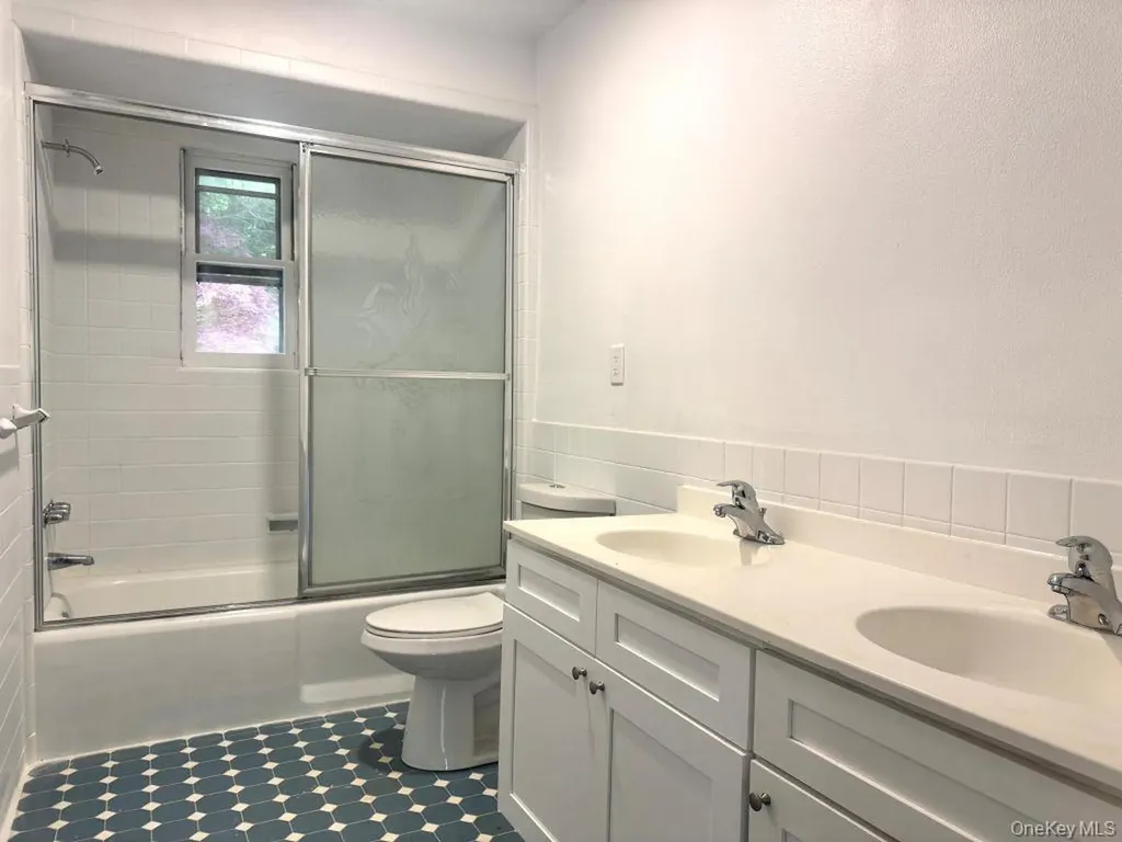 560 Taxter Road Elmsford NY 10523