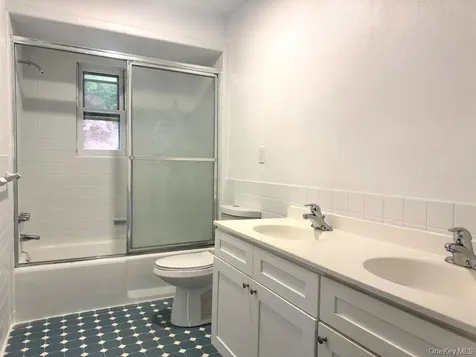 560 Taxter Road Elmsford NY 10523