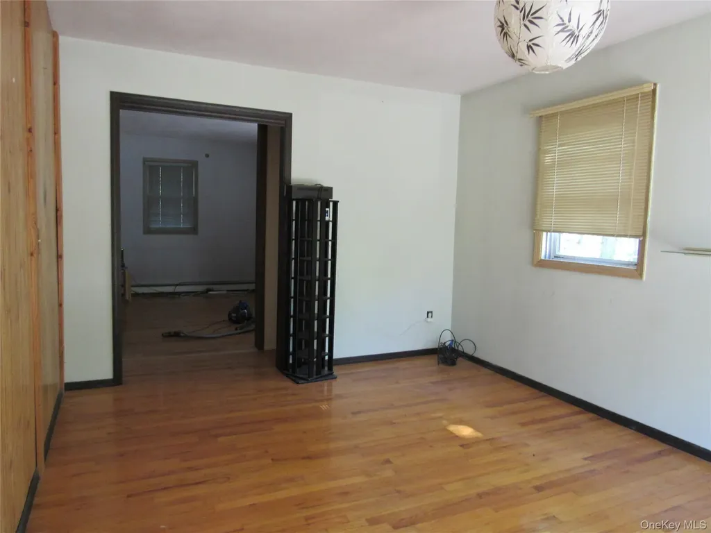 37 Sunset Drive Shirley NY 11967