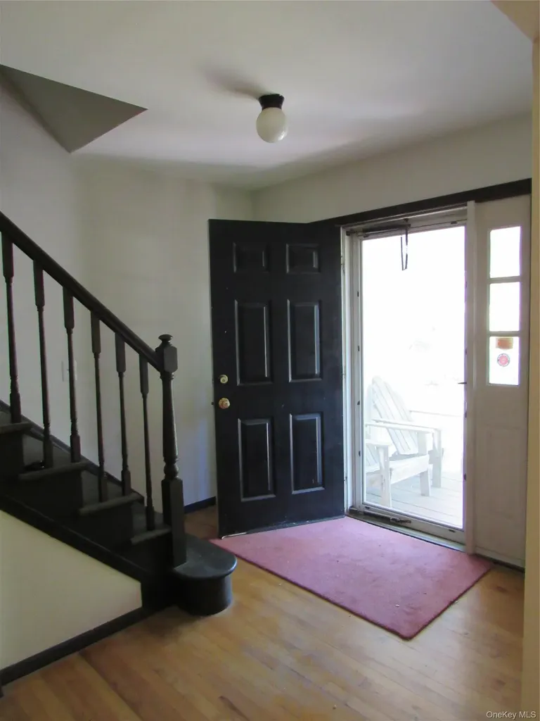 37 Sunset Drive Shirley NY 11967