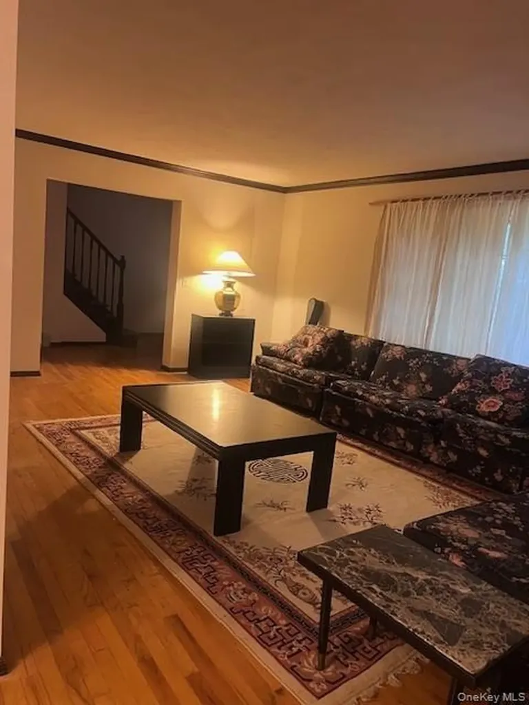 37 Sunset Drive Shirley NY 11967