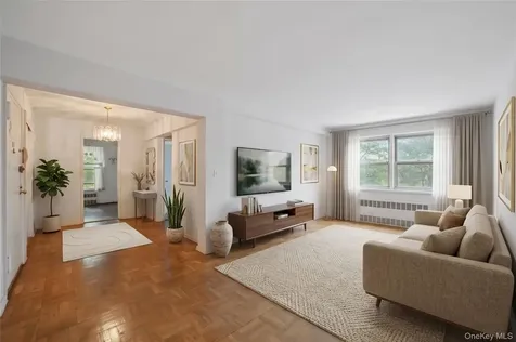 682 Tuckahoe Road Yonkers NY 10710