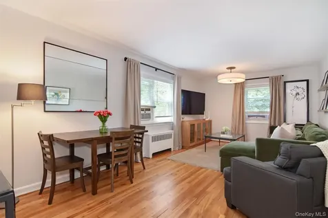 330 S Broadway Tarrytown NY 10591