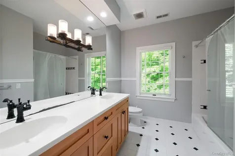 10 Kingdom Ridge Road Bedford NY 10506