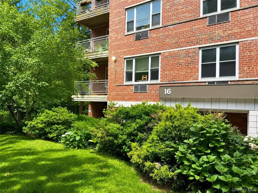 16 Lake Street White Plains NY 10603
