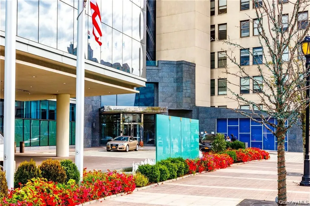 16 Lake Street White Plains NY 10603