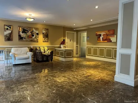 16 Lake Street White Plains NY 10603