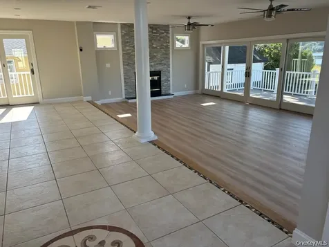 35 Adams Avenue Bayville NY 11709