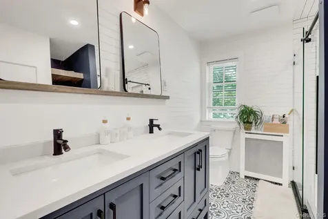 147 Locust Avenue Babylon NY 11702