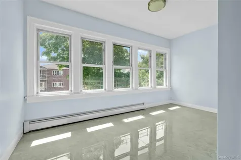 85-43 150th Street Briarwood NY 11435
