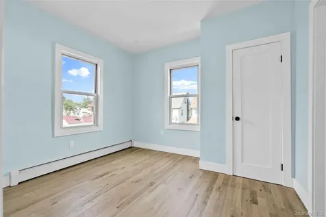85-43 150th Street Briarwood NY 11435