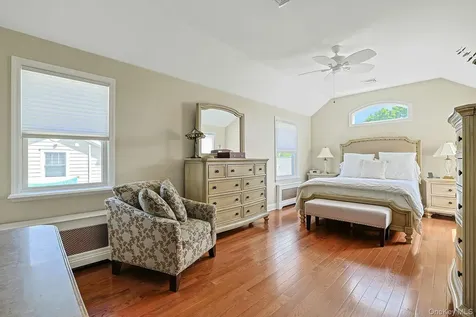 20 Knox Road Eastchester NY 10709