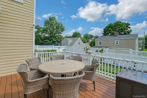 20 Knox Road Eastchester NY 10709