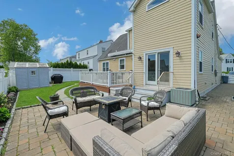 20 Knox Road Eastchester NY 10709