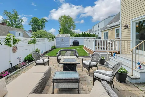 20 Knox Road Eastchester NY 10709