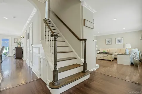 20 Knox Road Eastchester NY 10709