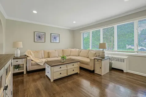 20 Knox Road Eastchester NY 10709