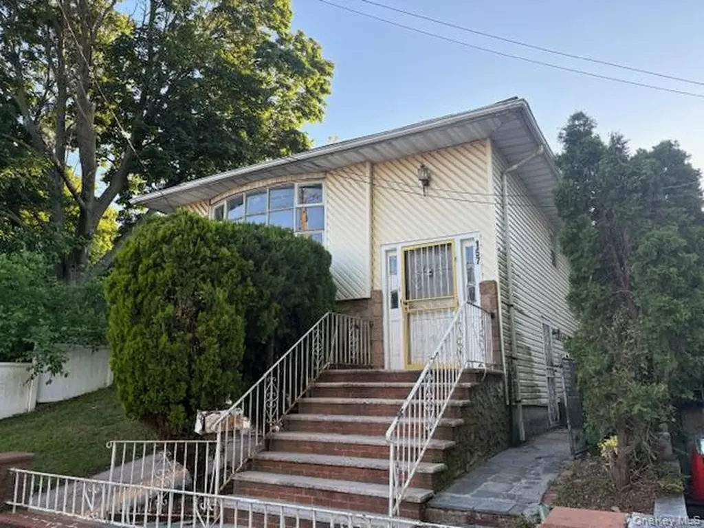 157 Hendrickson Avenue Elmont NY 11003