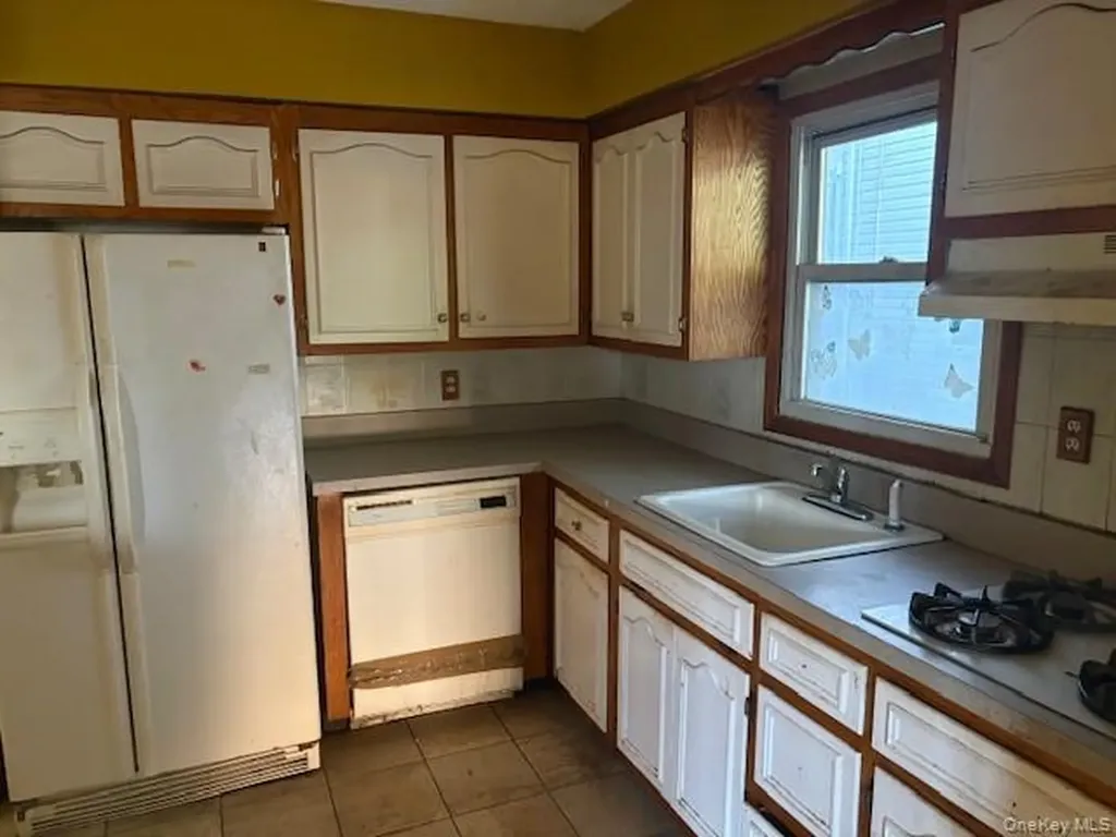 157 Hendrickson Avenue Elmont NY 11003