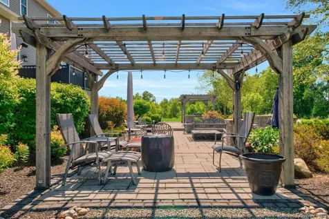 27 Wild Turkey Lane Rock Tavern NY 12575