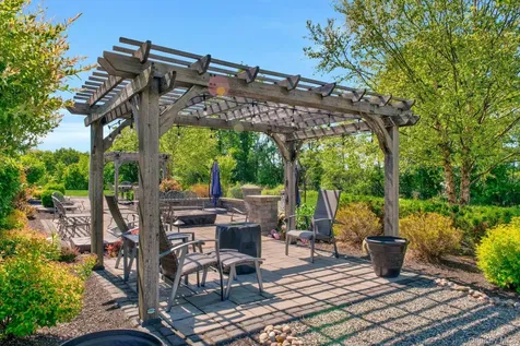 27 Wild Turkey Lane Rock Tavern NY 12575