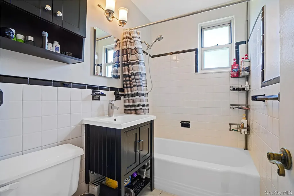6 Bryant Crescent White Plains NY 10605