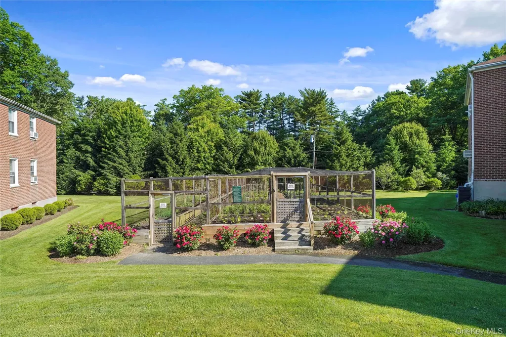 6 Bryant Crescent White Plains NY 10605