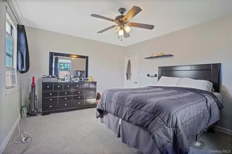 6 Bryant Crescent White Plains NY 10605