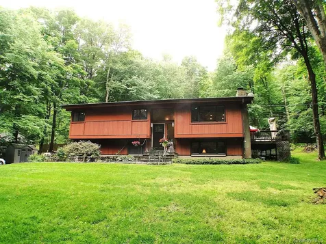 25 Ponderosa Road Carmel NY 10512