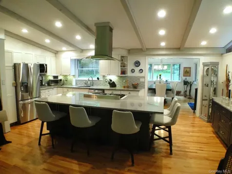 25 Ponderosa Road Carmel NY 10512