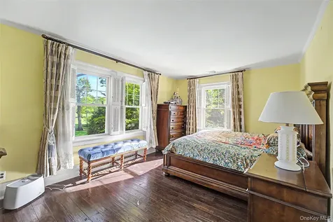23 Townsend Road Glen Cove NY 11542