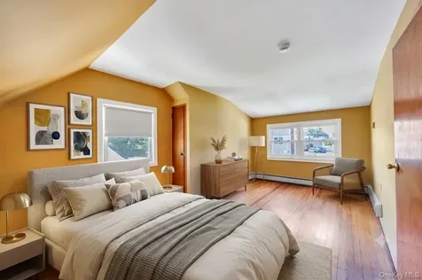 122 Lambert Avenue Farmingdale NY 11735